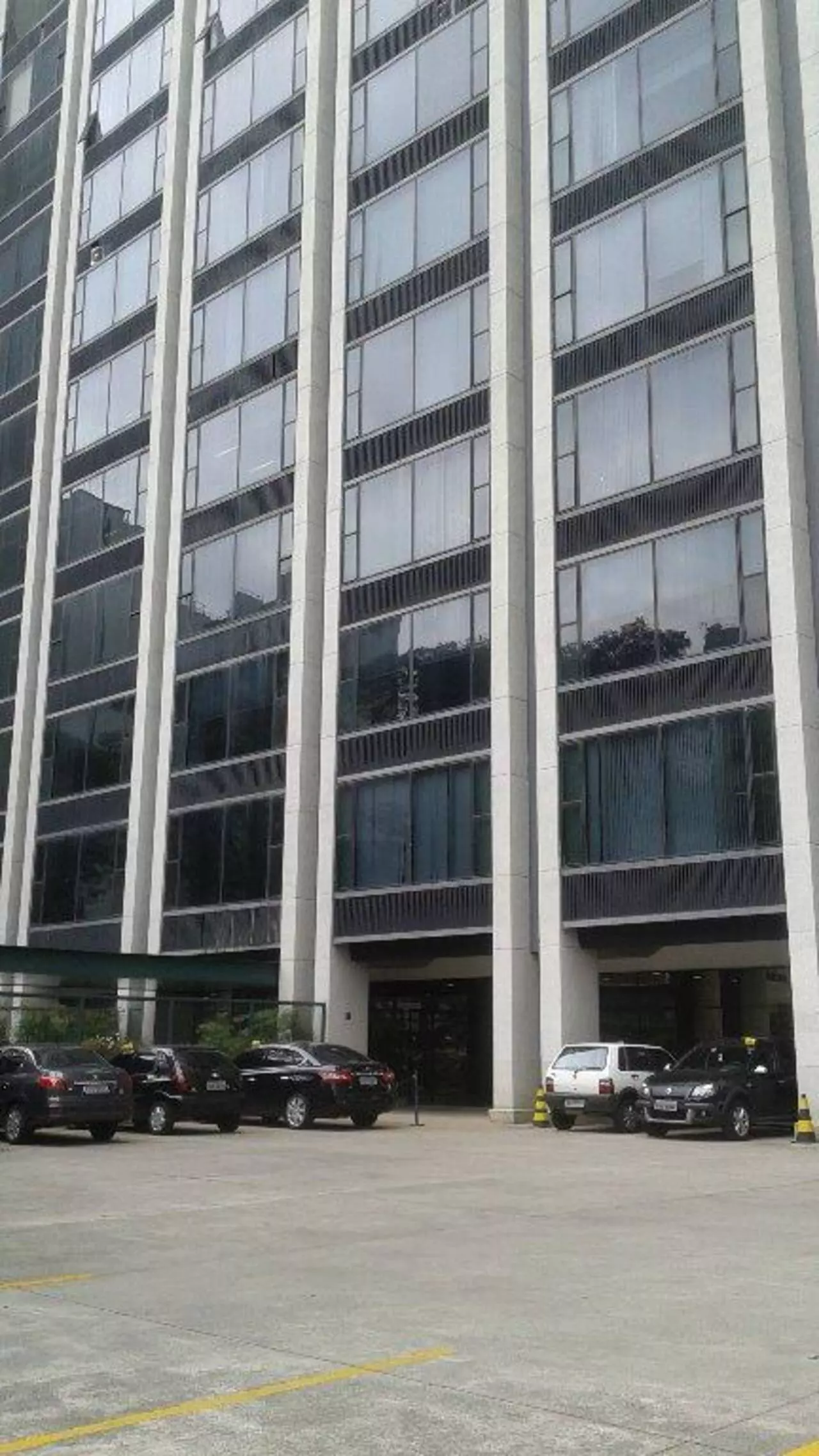 Imagem Sala Comercial à Venda ou Locação, 374 m²em Cidade Monções - São Paulo