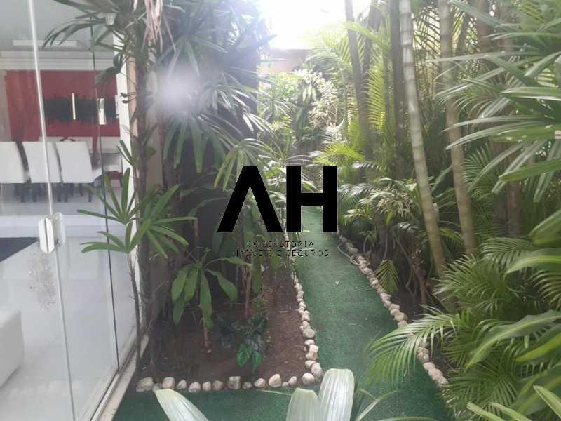 Imagem Casa com 4 Quartos à Venda, 250 m²em Maria Turri - Rio das Ostras