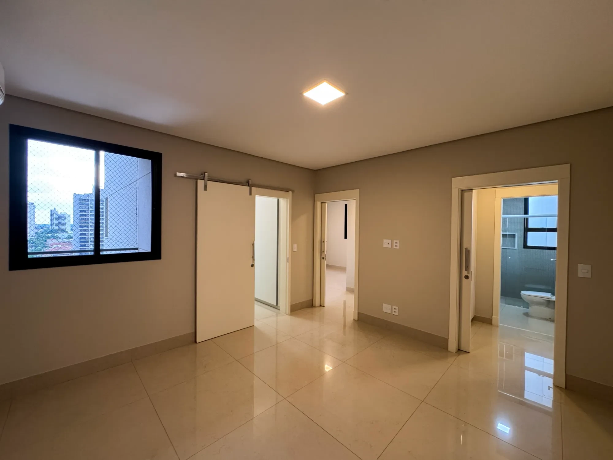 Imagem Apartamento com 3 Quartos para Alugar, 204 m² em Centro - Araçatuba