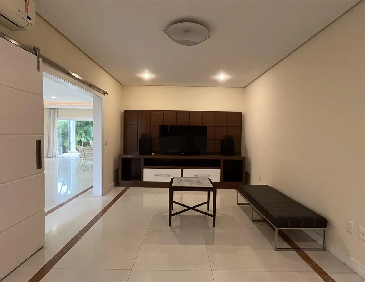 Imagem Casa de Condomínio com 5 Quartos à Venda ou Locação, 830 m² em Barra da Tijuca - Rio de Janeiro