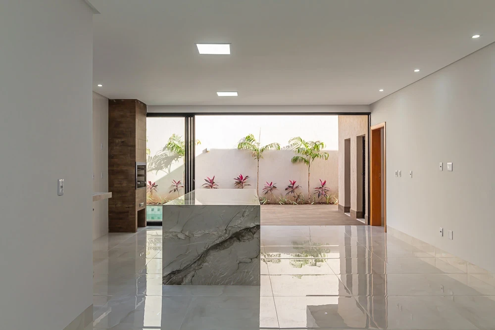 Imagem Casa de Condomínio com 4 Quartos à Venda, 220 m² em Residencial Goiânia Golfe Clube - Goiânia