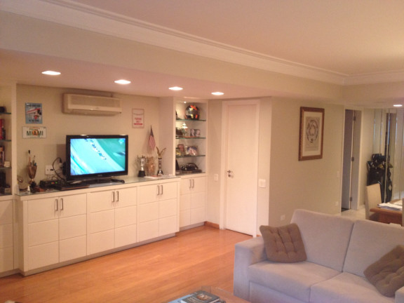 Imagem Apartamento com 1 Quarto para Alugar, 85 m² em Moema - São Paulo