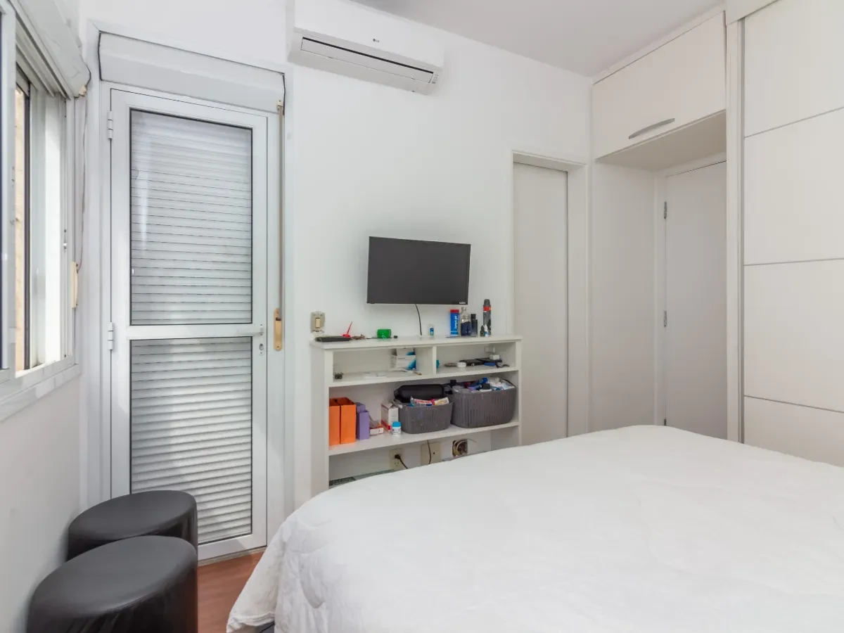 Imagem Apartamento com 4 Quartos à Venda, 244 m² em Vila Suzana - São Paulo