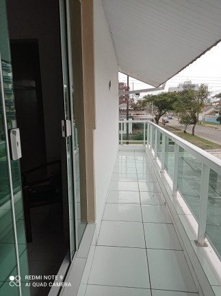 Casa com 5 Quartos à Venda, 380 m² em Centro - Guaratuba