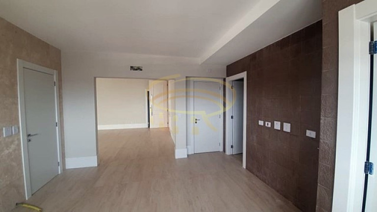 Imagem Apartamento com 4 Quartos à Venda, 264 m² em Zona 01 - Maringá