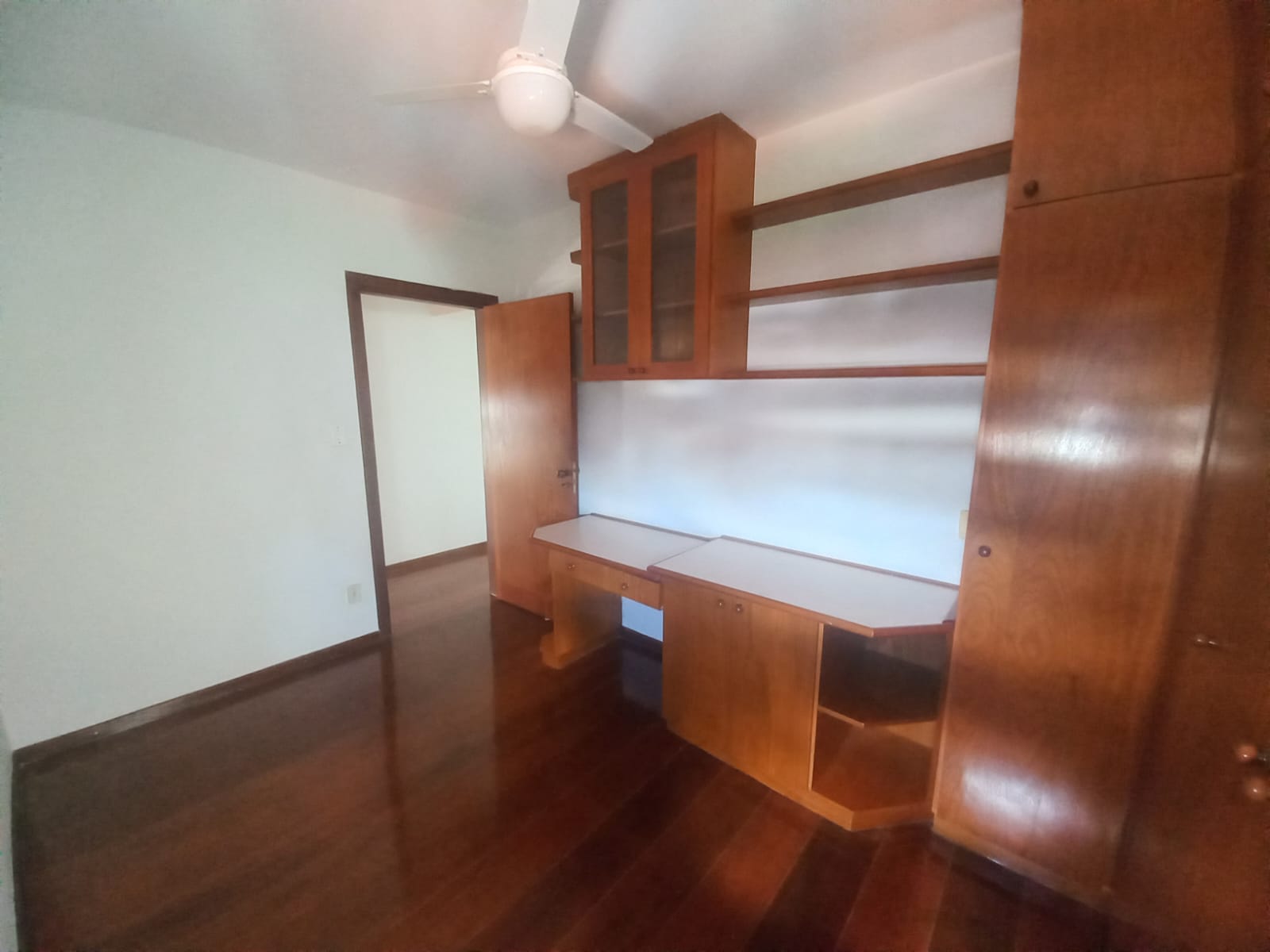 Imagem Apartamento com 3 Quartos à Venda, 132 m²em Cambuí - Campinas