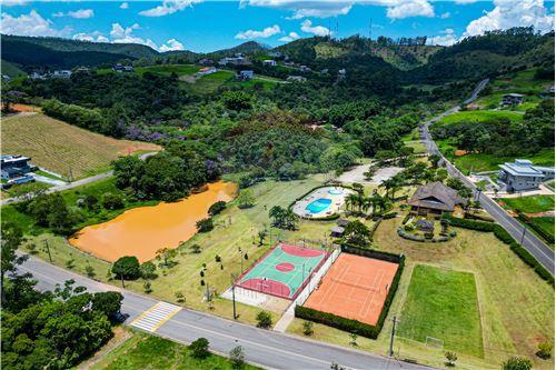 Imagem Casa de Condomínio com 3 Quartos à Venda, 293 m²em CENTRO - Jambeiro