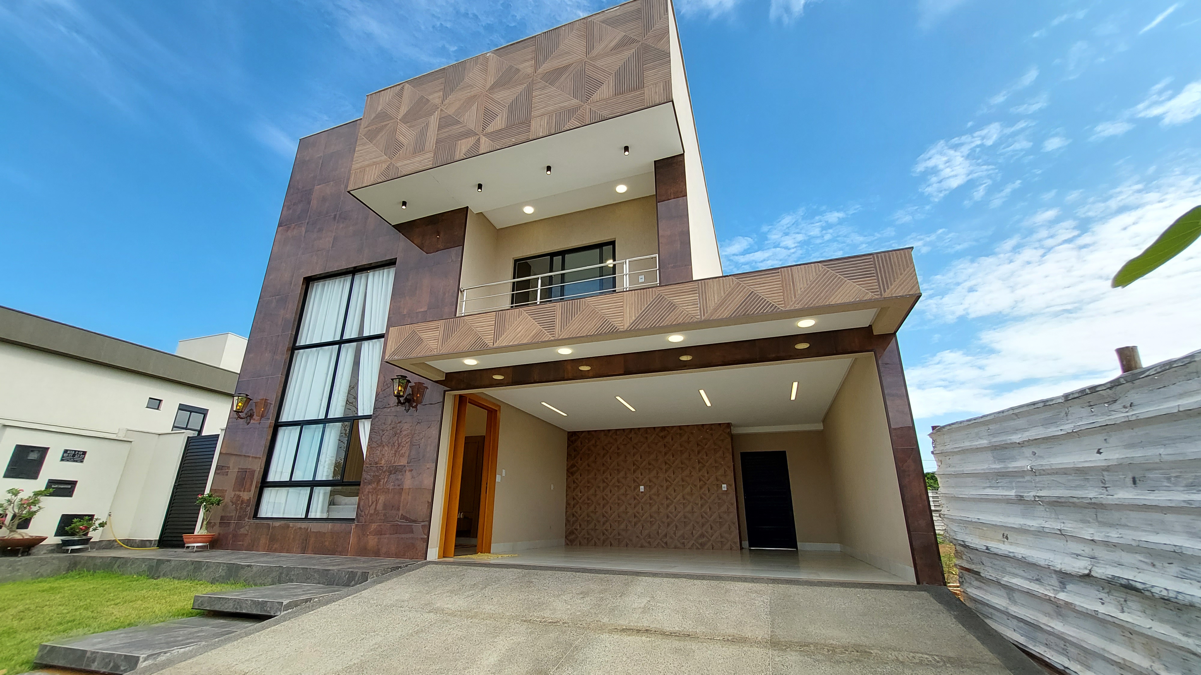 Casa de Condomínio com 4 Quartos à Venda ou Temporada, 259 m²em Parqville Pinheiros - Aparecida de Goiânia