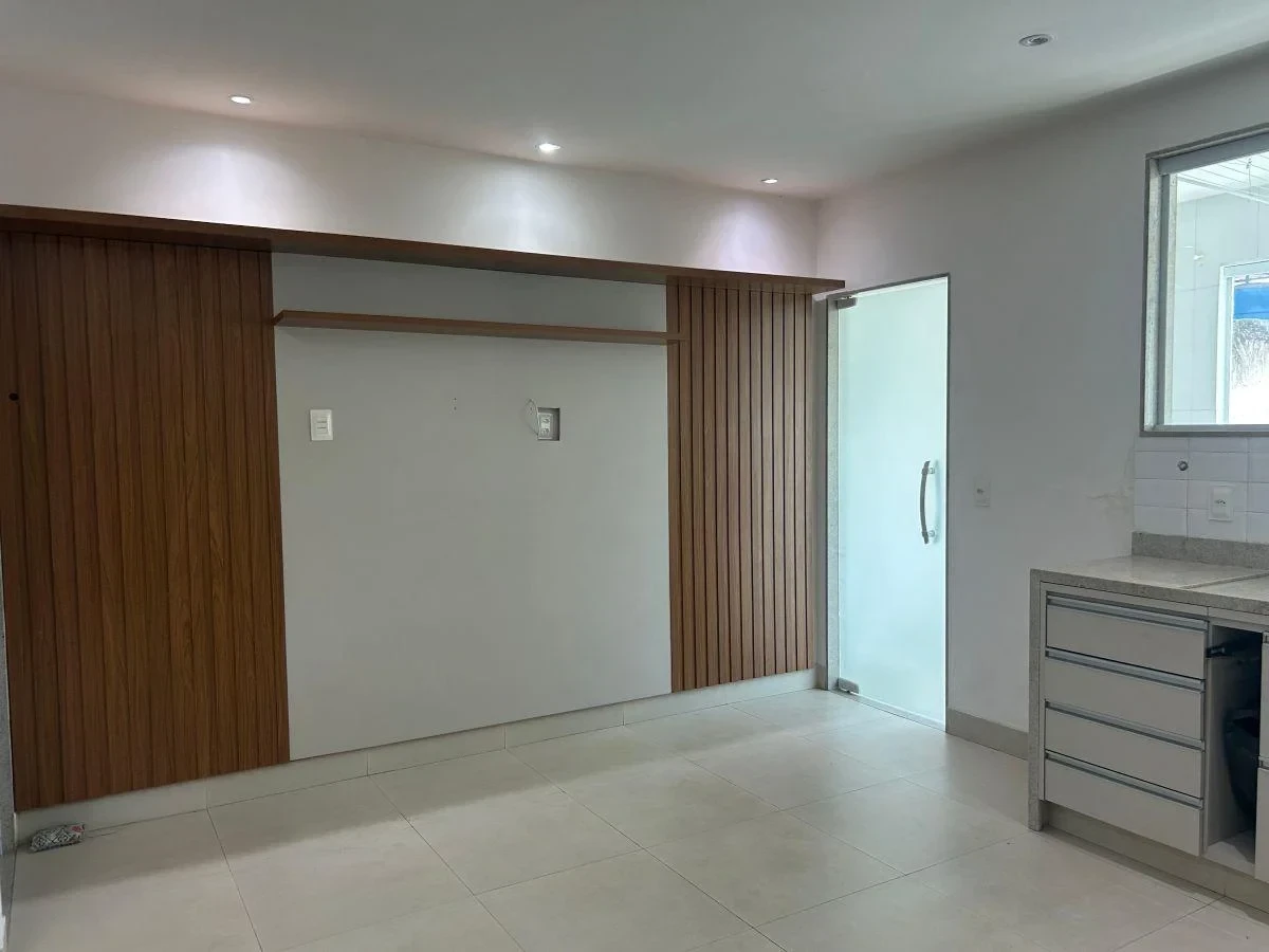 Imagem Casa com 3 Quartos à Venda, 180 m² em Vila Guanabara - Duque de Caxias