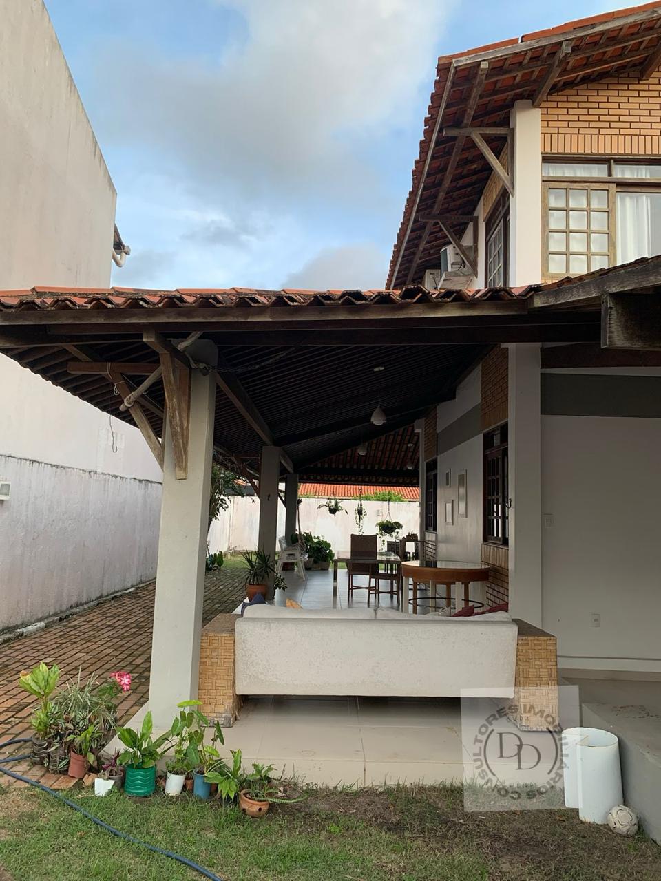 Imagem Casa com 3 Quartos à Venda, 250 m²em Gruta de Lourdes - Maceió