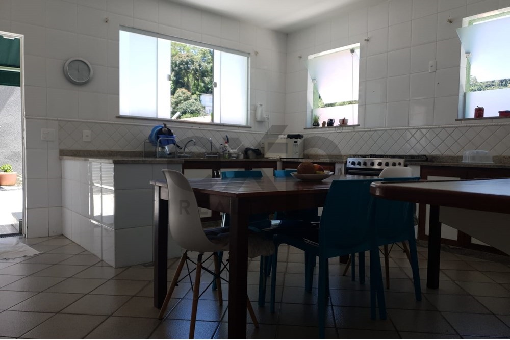 Imagem Casa com 4 Quartos à Venda, 900 m² em Bingen - Petrópolis