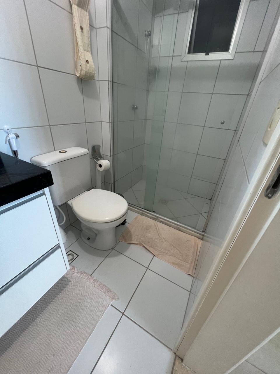 Imagem Apartamento com 3 Quartos para Alugar, 83 m²em Buraquinho - Lauro de Freitas