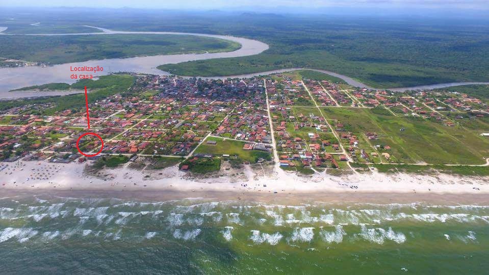 Imagem Casa com 3 Quartos para Temporada, 200 m²em Barra do Ribeira - Iguape