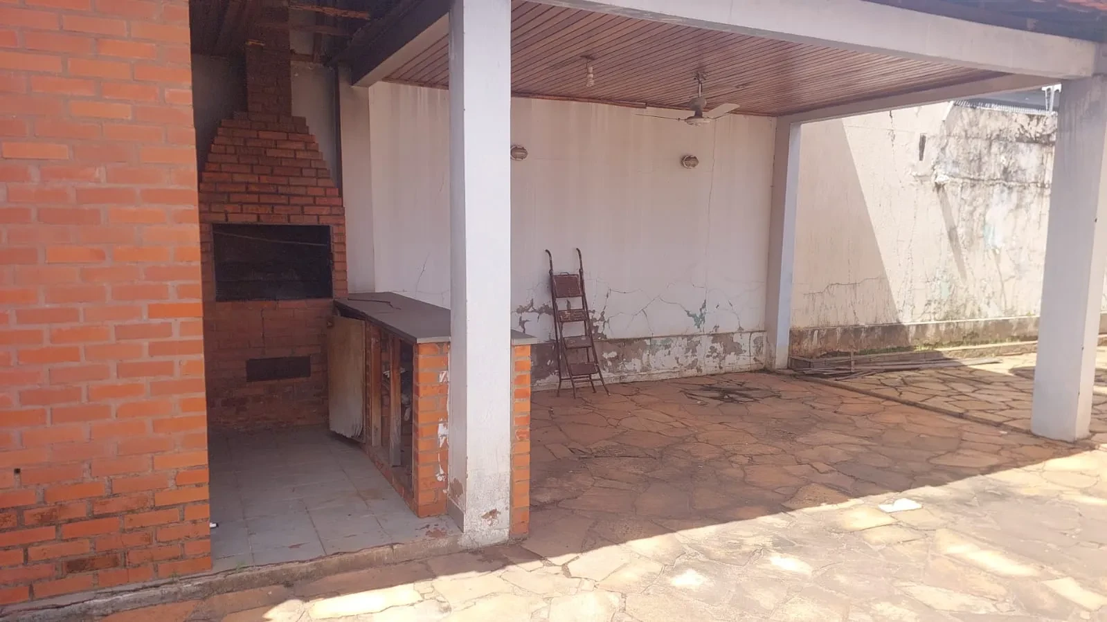 Imagem Casa com 3 Quartos para Alugar, 250 m² em Jardim das Américas - Cuiabá