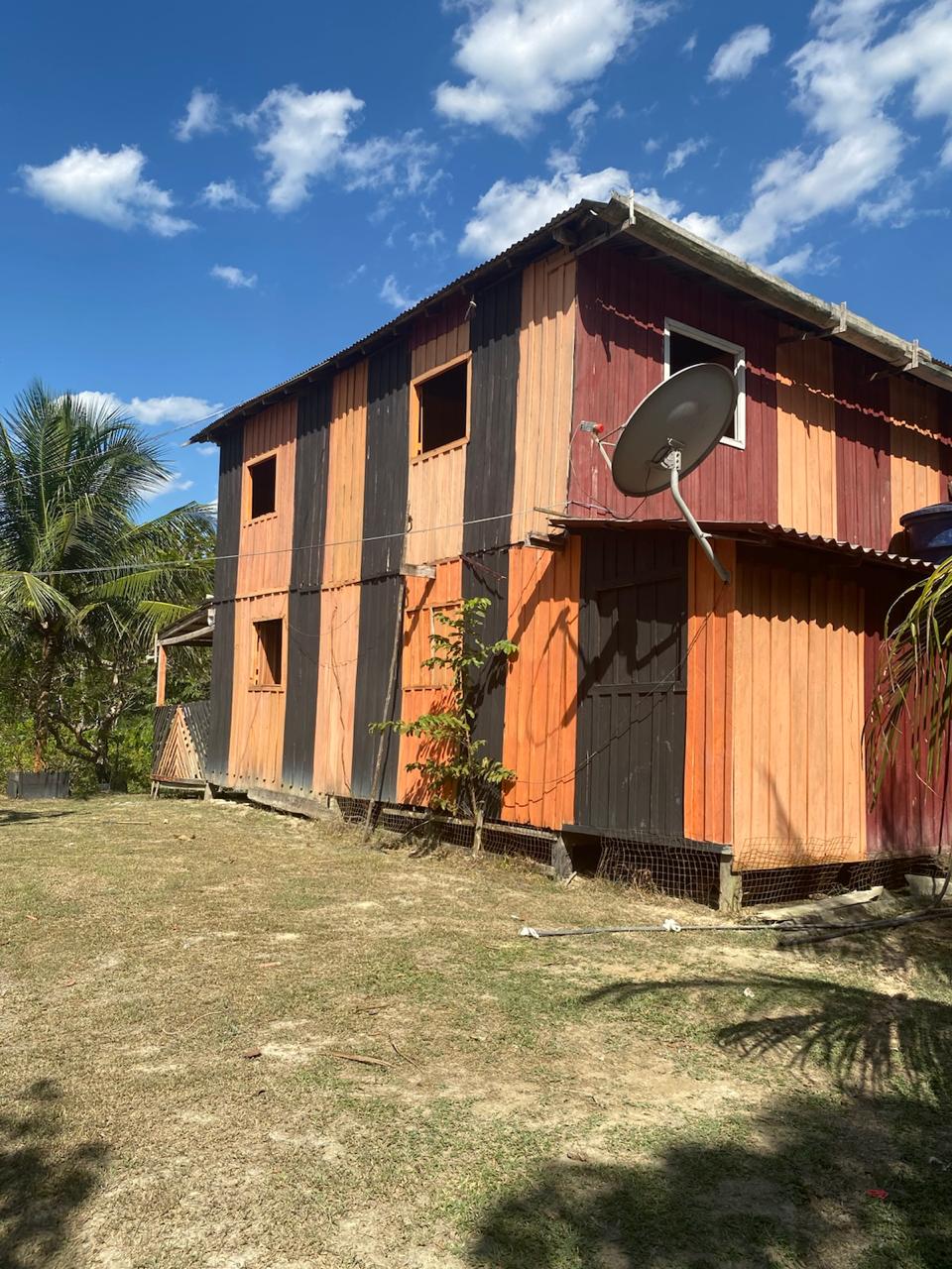 Foto do imóvel: Chácara com 3 Quartos à Venda, 25.000 m² em Presidente Figueiredo - Presidente Figueiredo