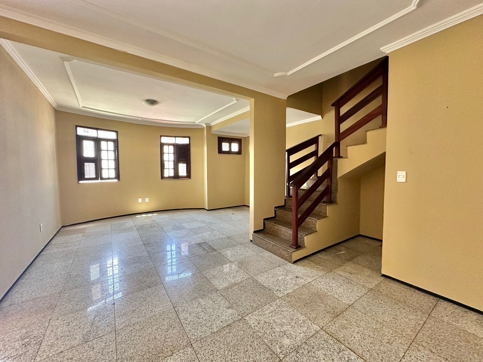 Imagem Casa de Condomínio com 4 Quartos à Venda, 134 m² em Sapiranga-Coité - Fortaleza