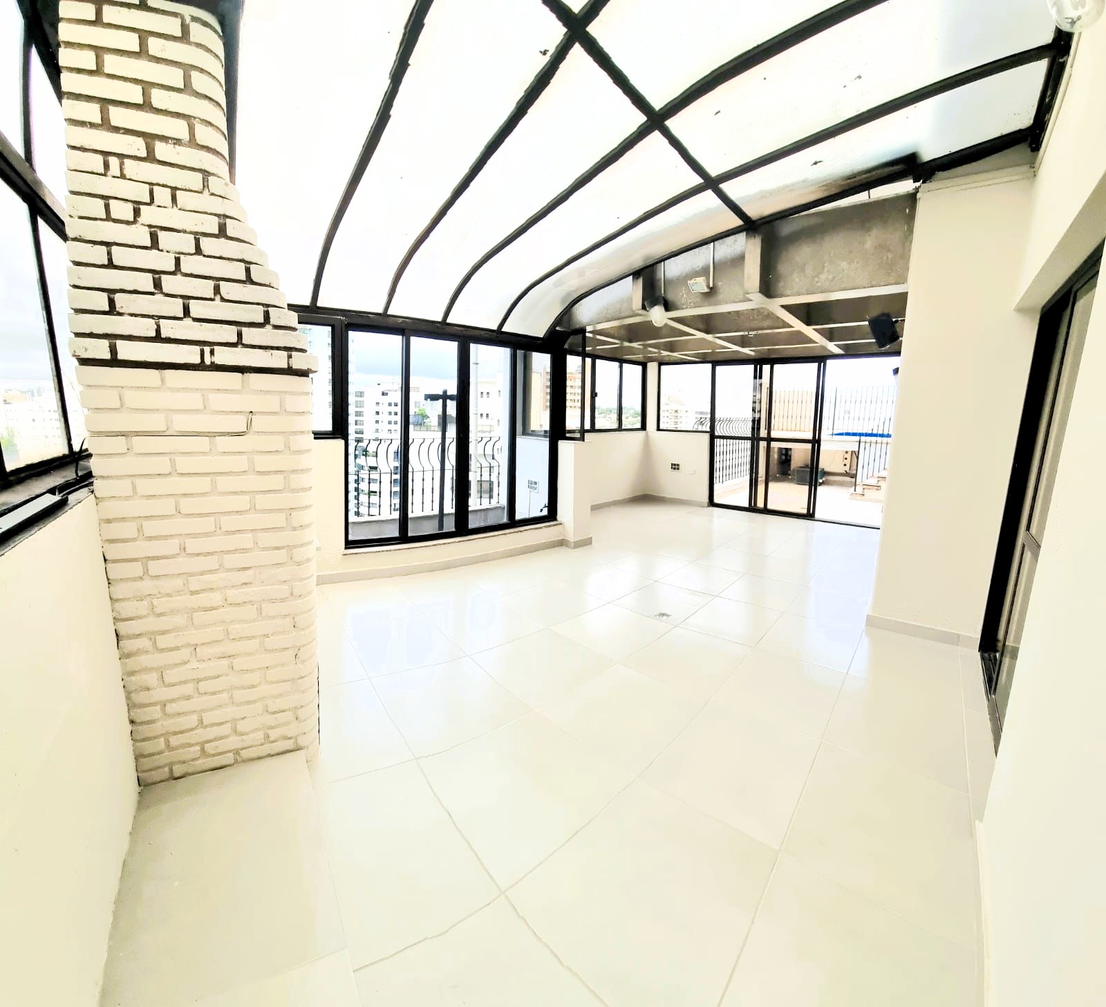 Imagem Cobertura com 3 Quartos à Venda, 313 m²em Indianópolis - São Paulo