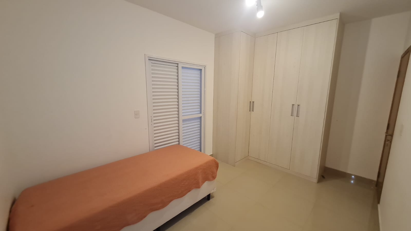 Imagem Casa com 3 Quartos à Venda, 117 m²em Aparecida - Santos