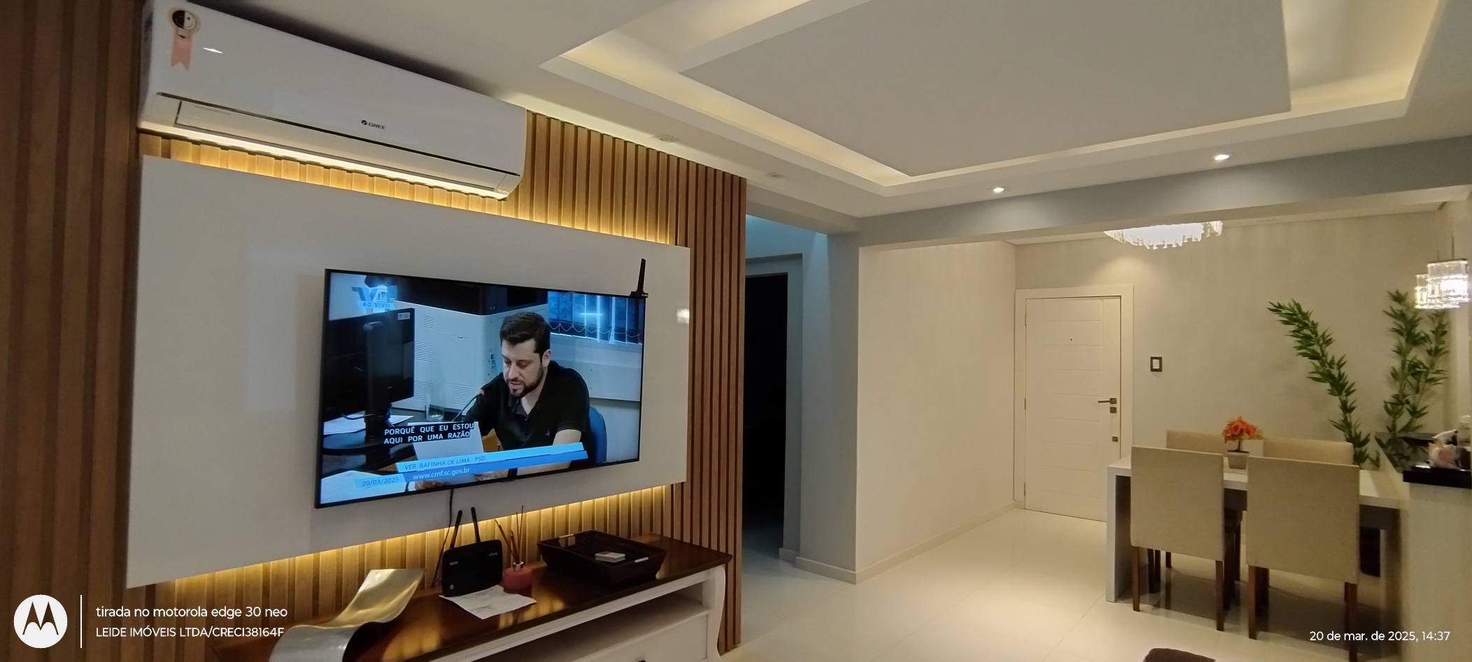 Imagem Apartamento com 2 Quartos à Venda, Locação ou Temporada, 72 metros em Centro - Florianópolis
