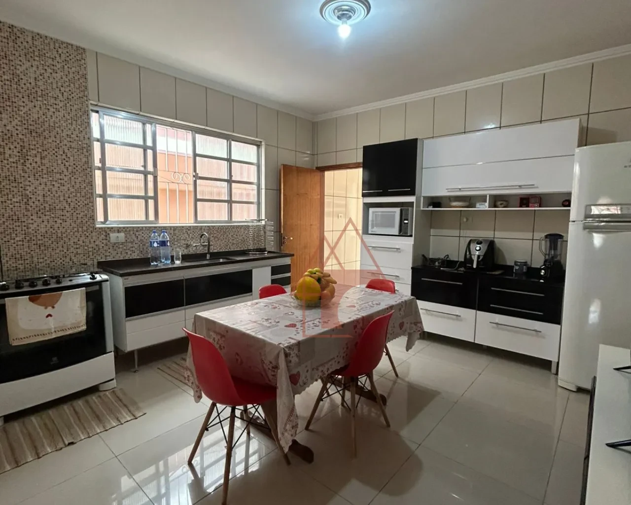 Imagem Sobrado com 3 Quartos à Venda, 166 m² em Vila Ponte Nova - Cubatão