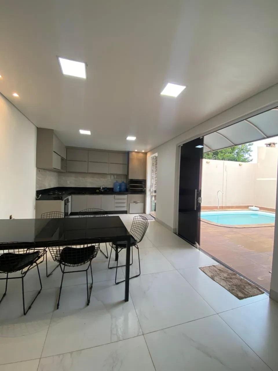 Imagem Casa de Condomínio com 3 Quartos para Alugar, 170 m² em Poção - Cuiabá