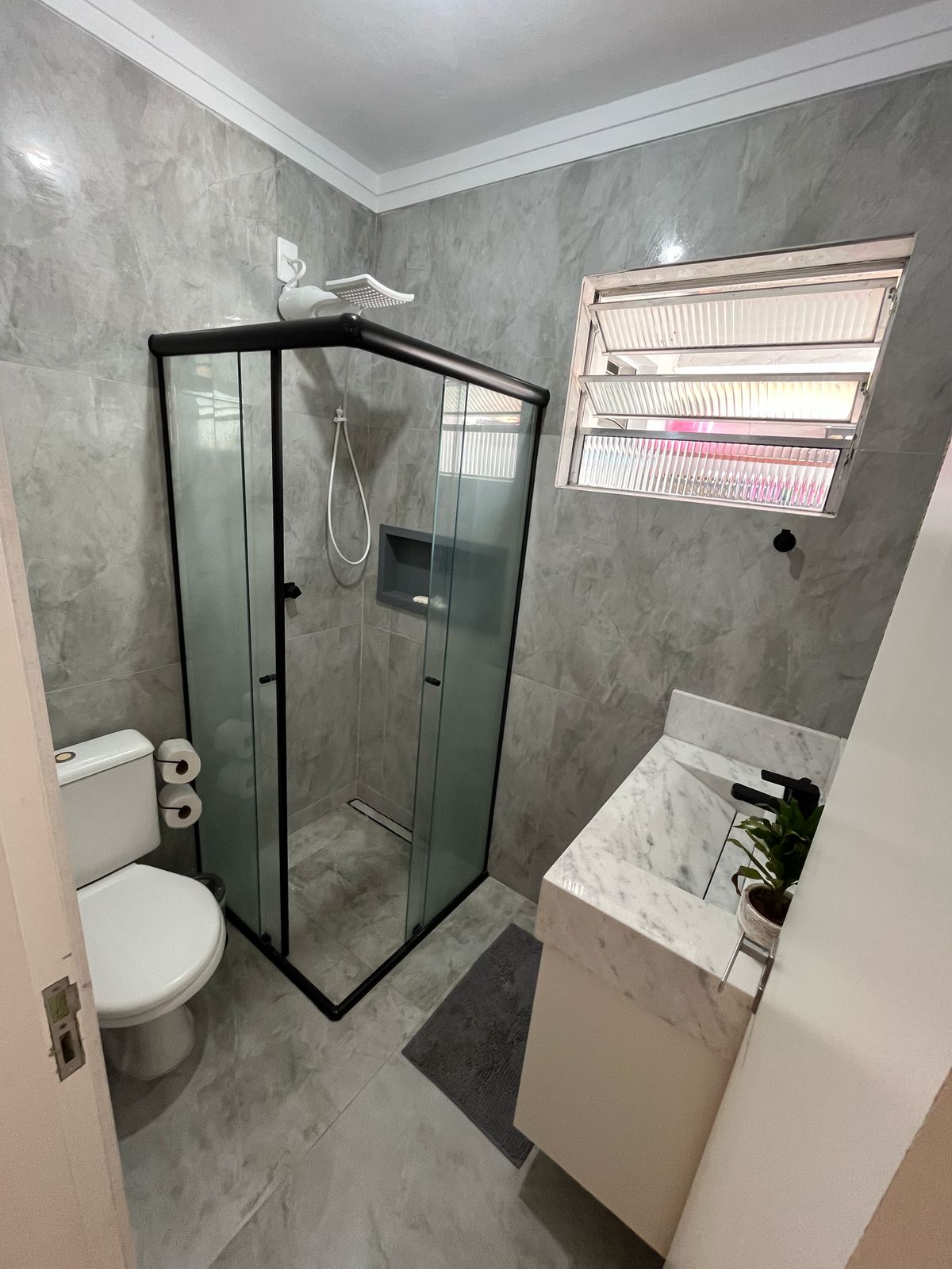 Imagem Casa de Condomínio com 2 Quartos à Venda, 85 m² em Eugênio de Mello - São José dos Campos