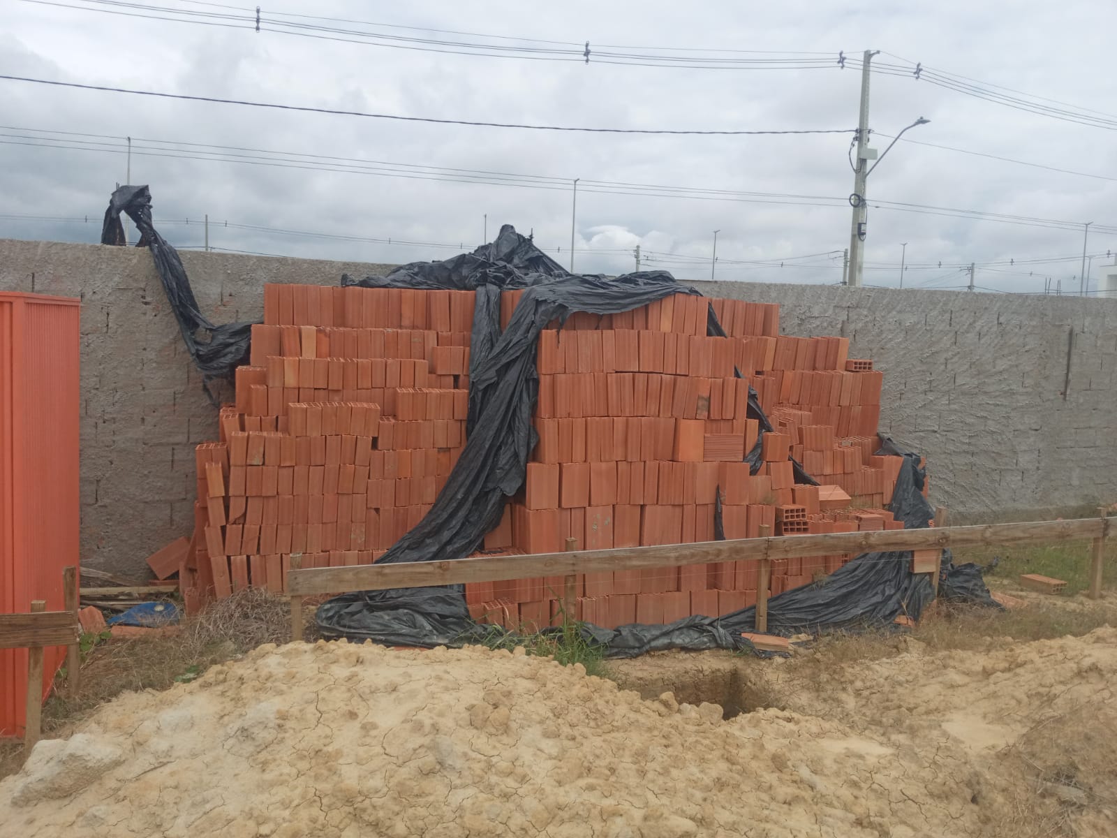 Imagem Terreno à Venda, 241 m²em Parque Tarcisio Miranda - Campos dos Goytacazes