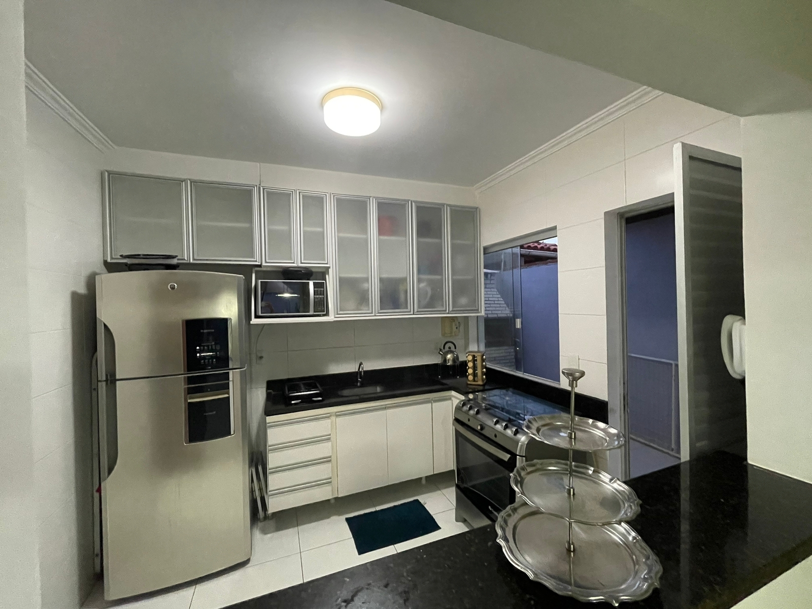 Imagem Casa com 4 Quartos para Alugar, 140 m² em Ipitanga - Lauro de Freitas
