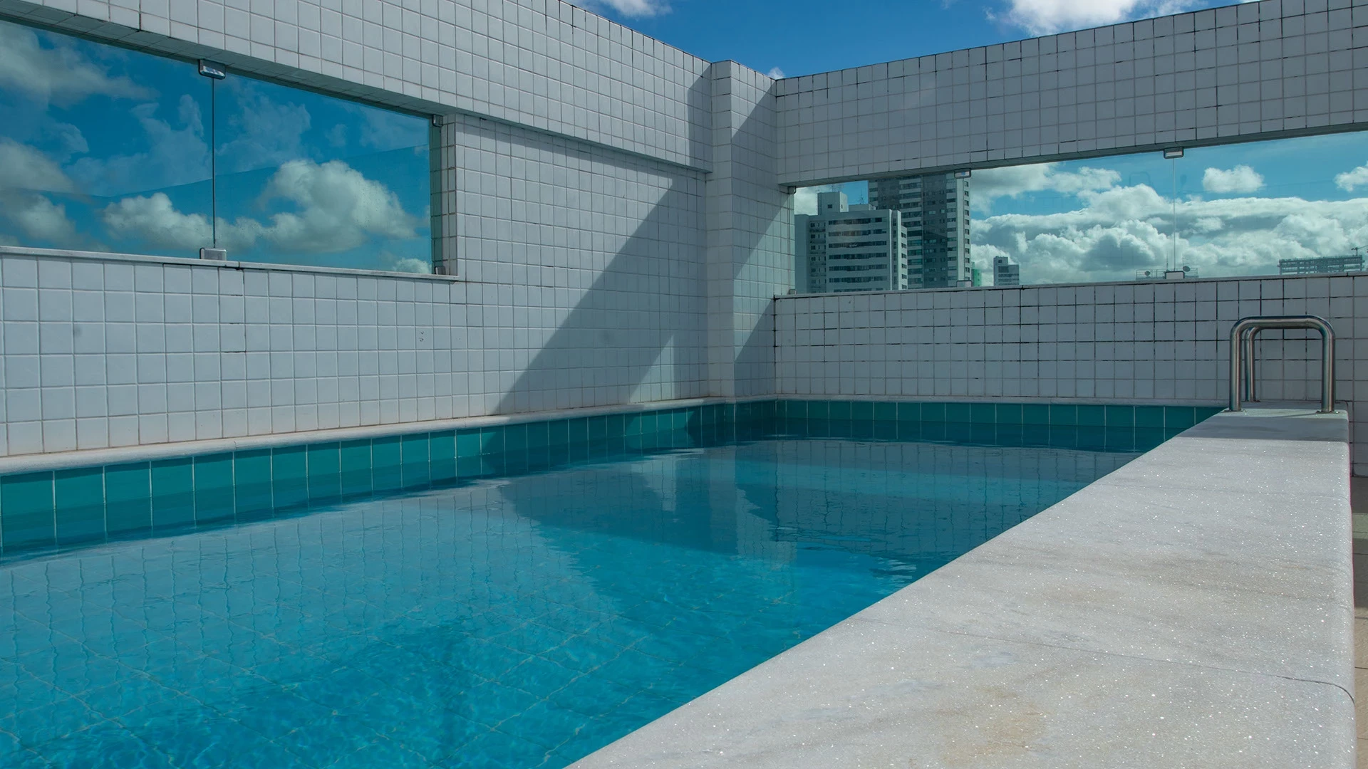 Imagem Apartamento com 3 Quartos à Venda, 66 m² em Casa Amarela - Recife