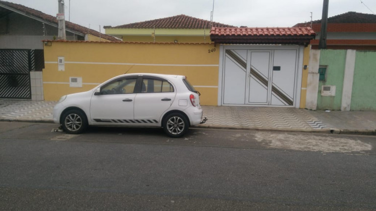 Imagem Casa com 4 Quartos à Venda, 180 m² em Caiçara - Praia Grande
