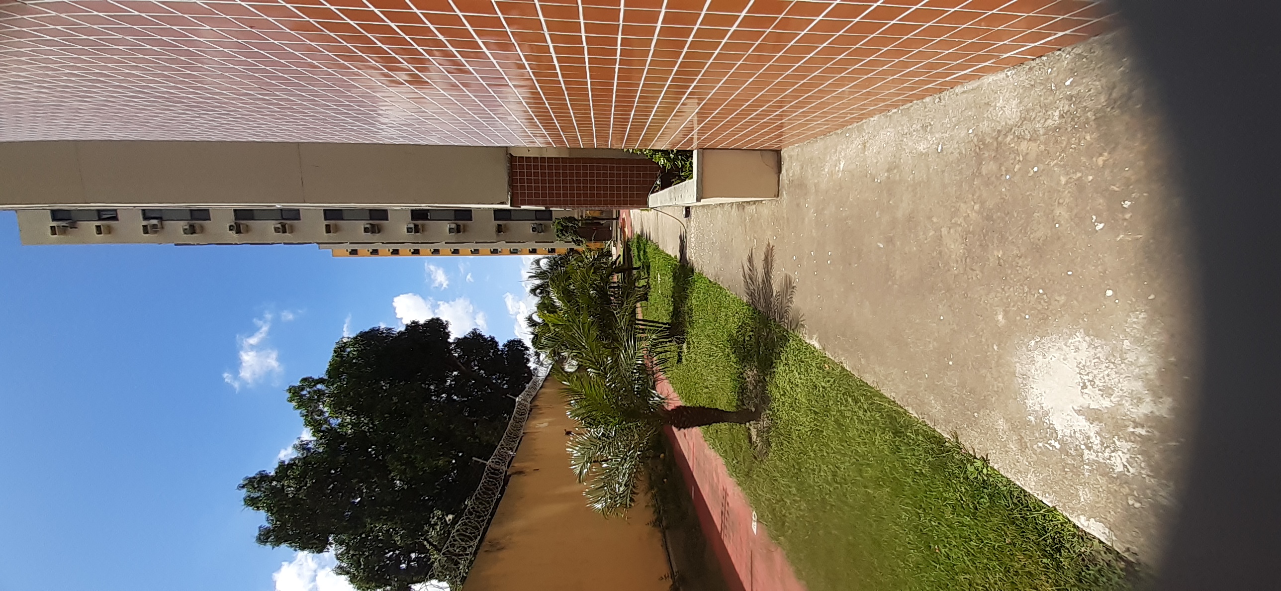 Imagem Apartamento com 3 Quartos para Alugar, 77 m²em Turu - São Luís