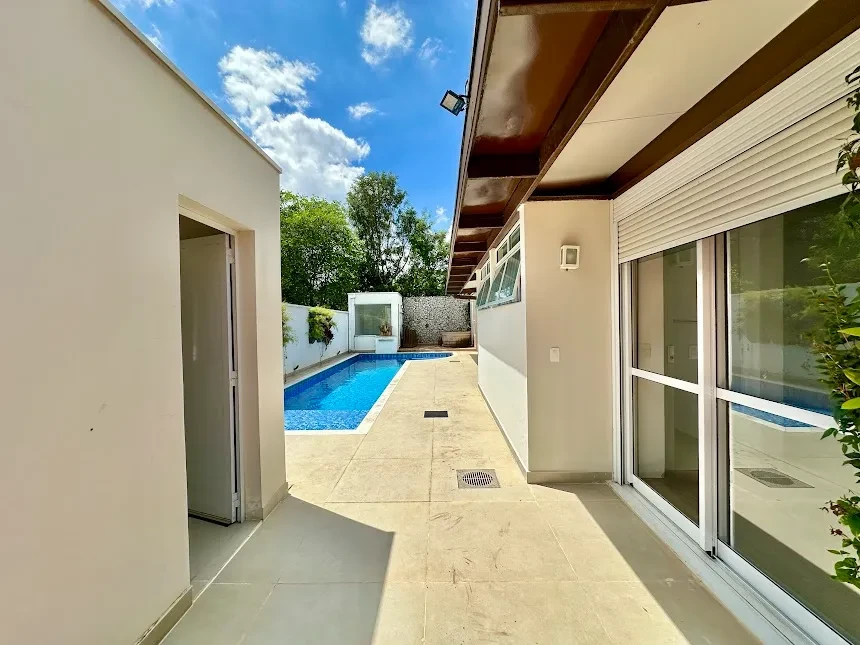 Foto do imóvel: Casa de Condomínio com 3 Quartos à Venda, 344 metros em Vila Santo Antônio - Cotia