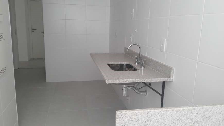 Imagem Apartamento com 4 Quartos à Venda, 173 m²em Charitas - Niterói