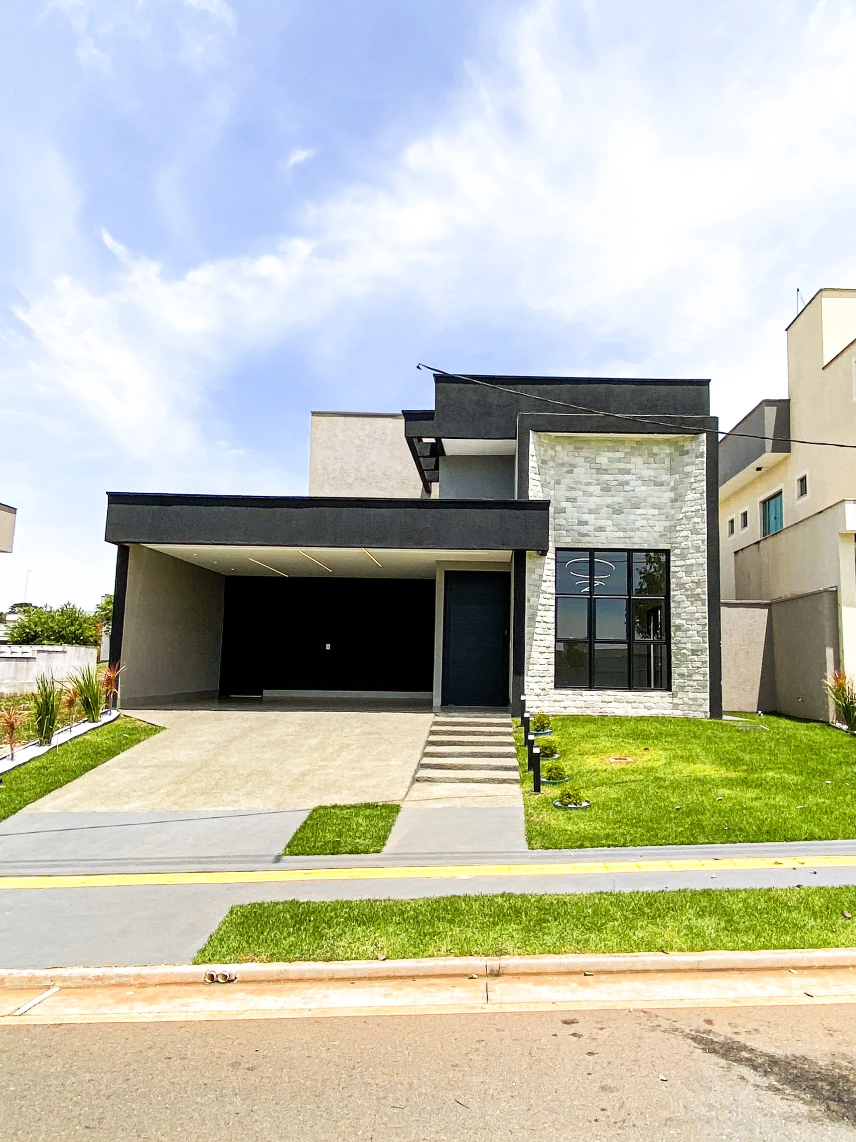 Casa de Condomínio com 4 Quartos à Venda, 180 m² em Terras Alpha Residencial 1 - Senador Canedo