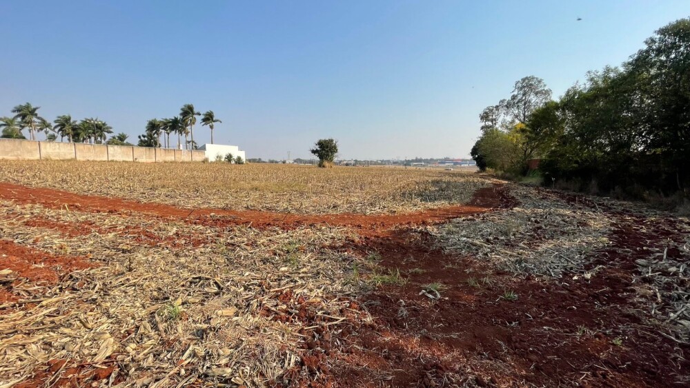 Terreno à Venda, 3 m²em Parque Industrial Mário Bulhões - Maringá