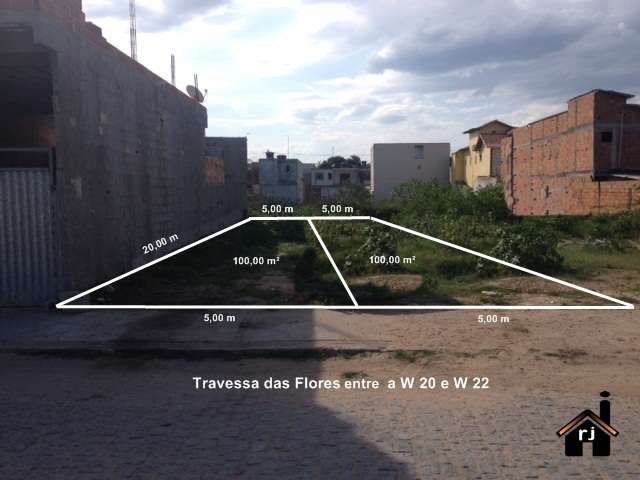 Terreno à Venda, 100 m² em Lagomar - Macaé