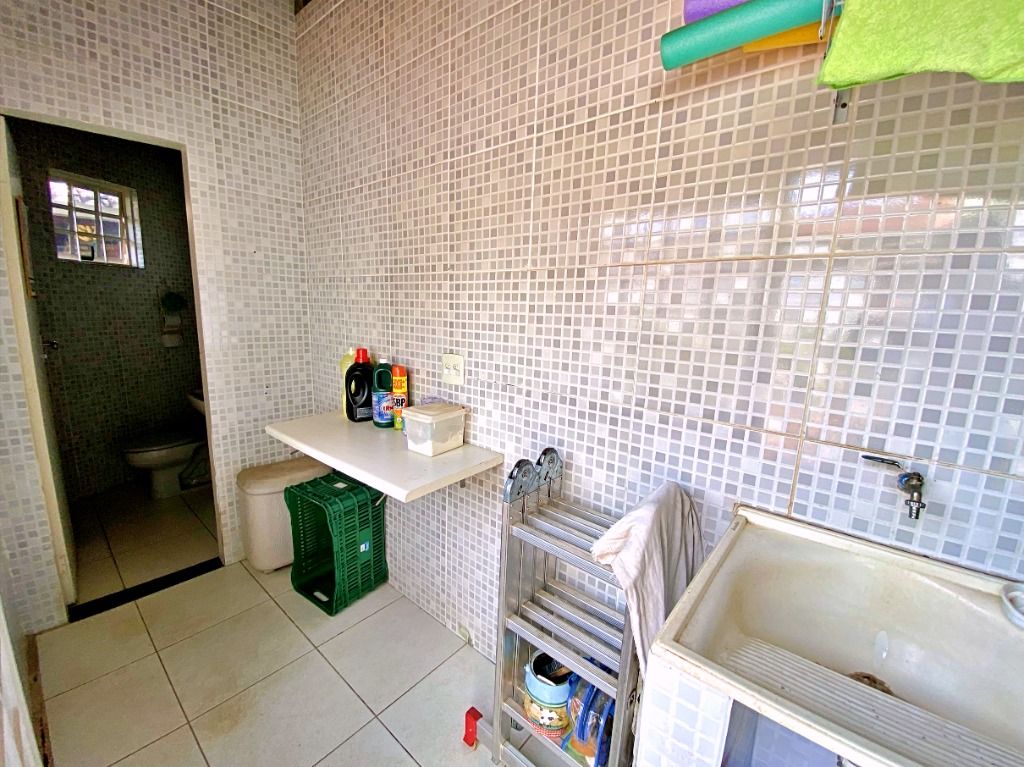 Foto do imóvel: Casa com 3 Quartos à Venda, 266 m² em Planalto - Belo Horizonte