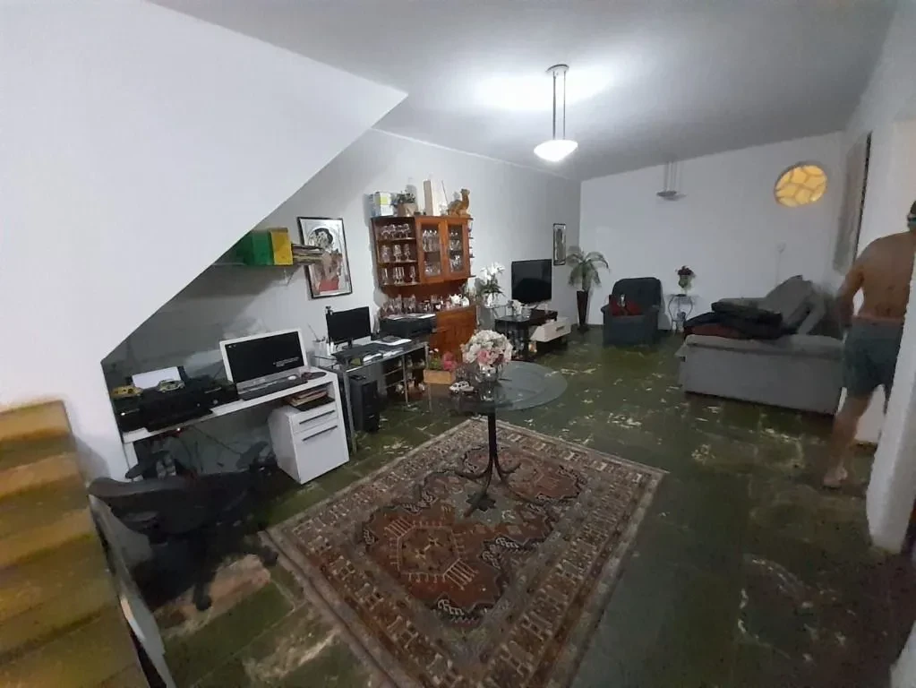 Imagem Casa com 5 Quartos à Venda, 303 m² em Planalto - Belo Horizonte