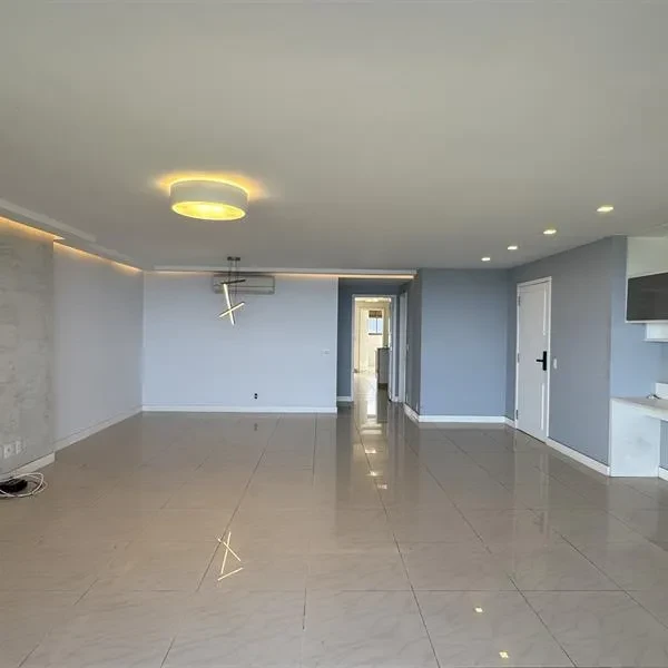 Imagem Apartamento com 3 Quartos à Venda ou Locação, 268 metro em Barra da Tijuca - Rio de Janeiro