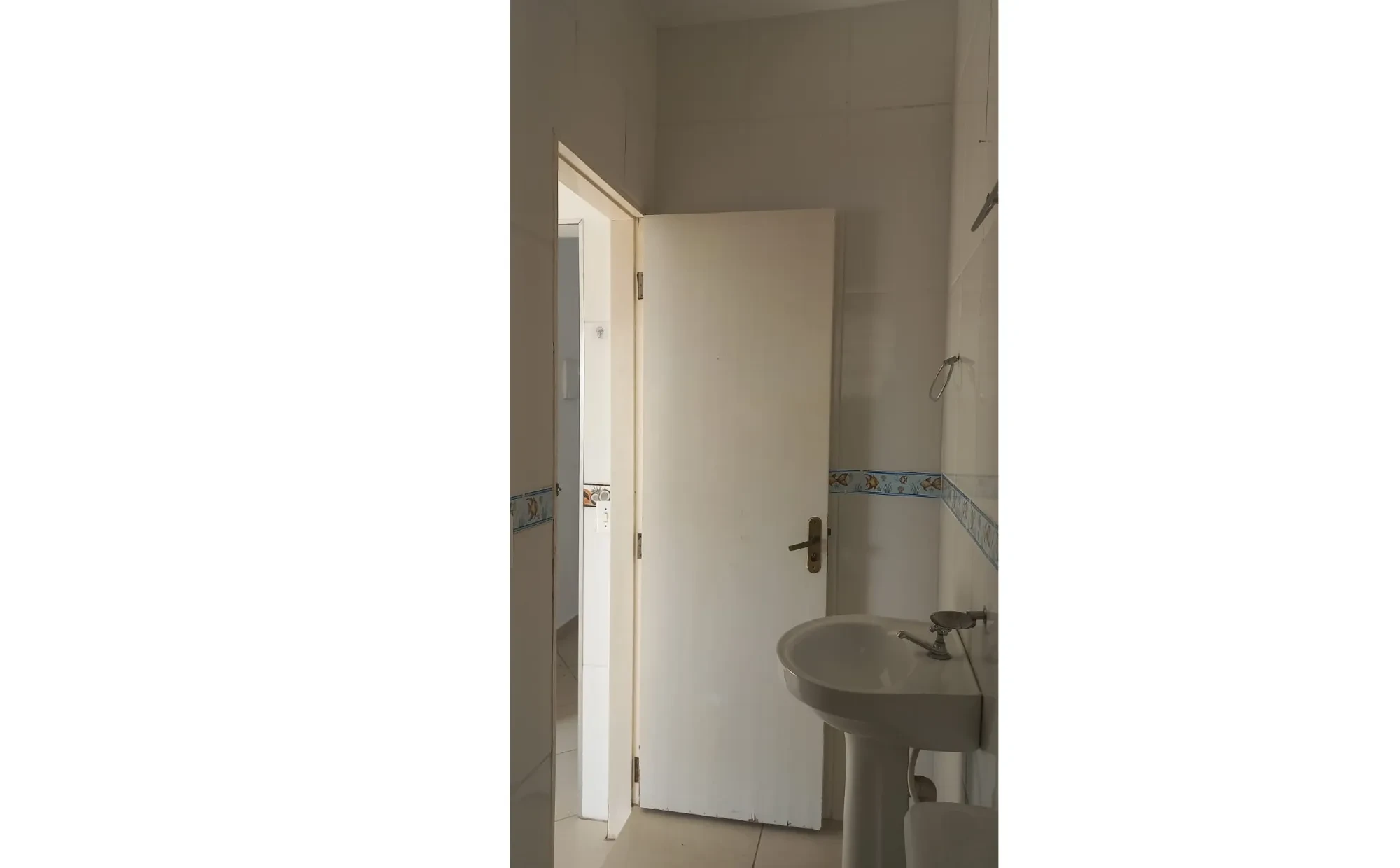 Imagem Casa com 1 Quarto para Alugar, 40 metro em Jardim Daysy - São Paulo