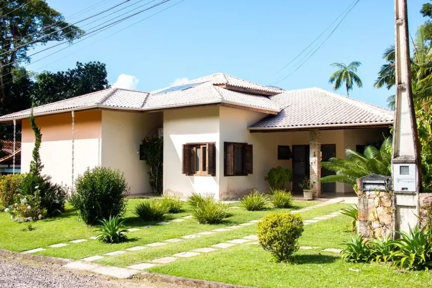 Imagem Casa com 5 Quartos à Venda, 480 m² em Park Imperial - Caraguatatuba