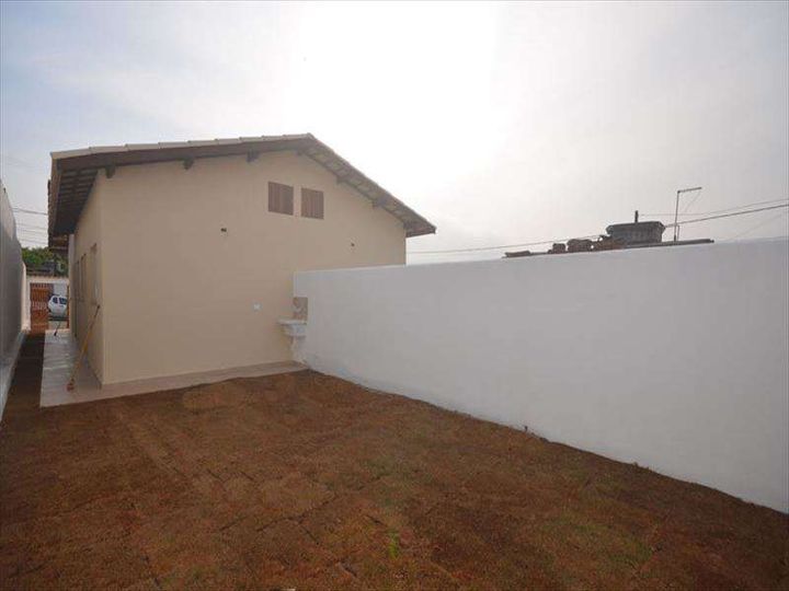 Imagem Casa com 2 Quartos à Venda, 55 m² em Itanhaém
