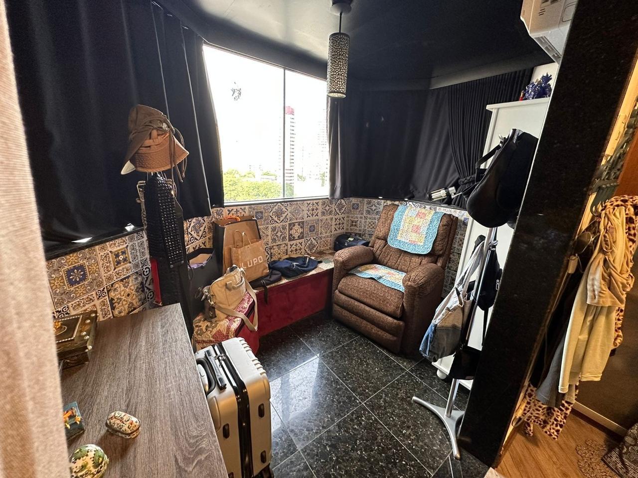 Imagem Apartamento com 3 Quartos à Venda, 430 m²em Batista Campos - Belém