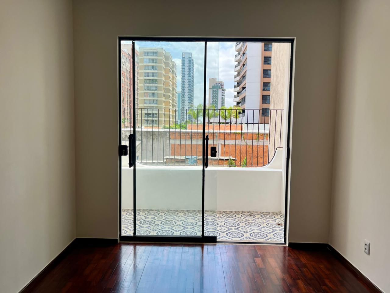 Imagem Apartamento com 3 Quartos à Venda, 92 m²em Batista Campos - Belém