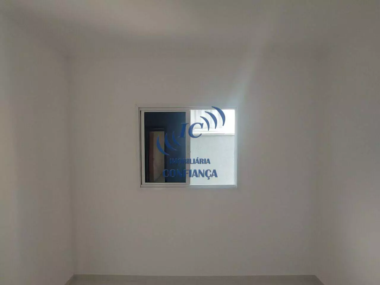 Imagem Apartamento com 2 Quartos para Alugar, 35 m²em Vila Guilhermina - São Paulo