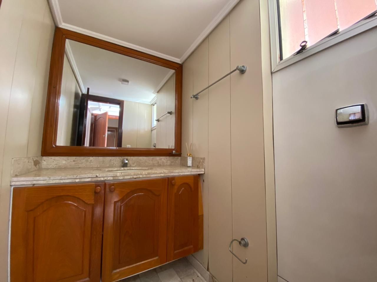 Imagem Apartamento com 4 Quartos à Venda, 144 m²em São Bras - Belém