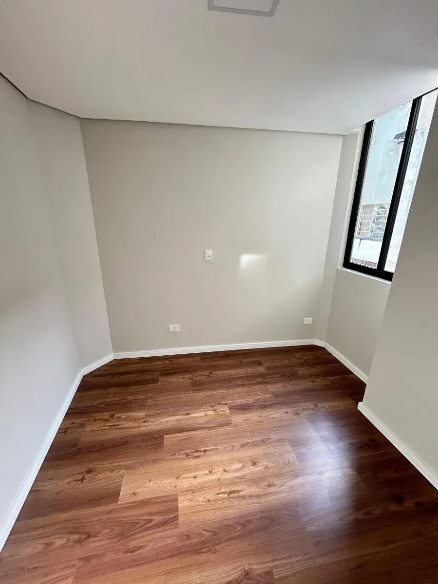 Imagem Apartamento com 1 Quarto à Venda, 31 m² em Centro - Curitiba