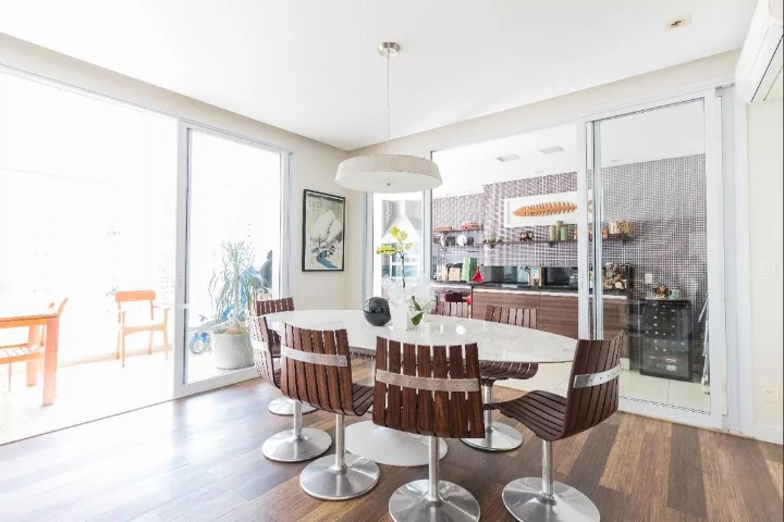 Imagem Apartamento com 4 Quartos à Venda, 232 m²em Campo Belo - São Paulo