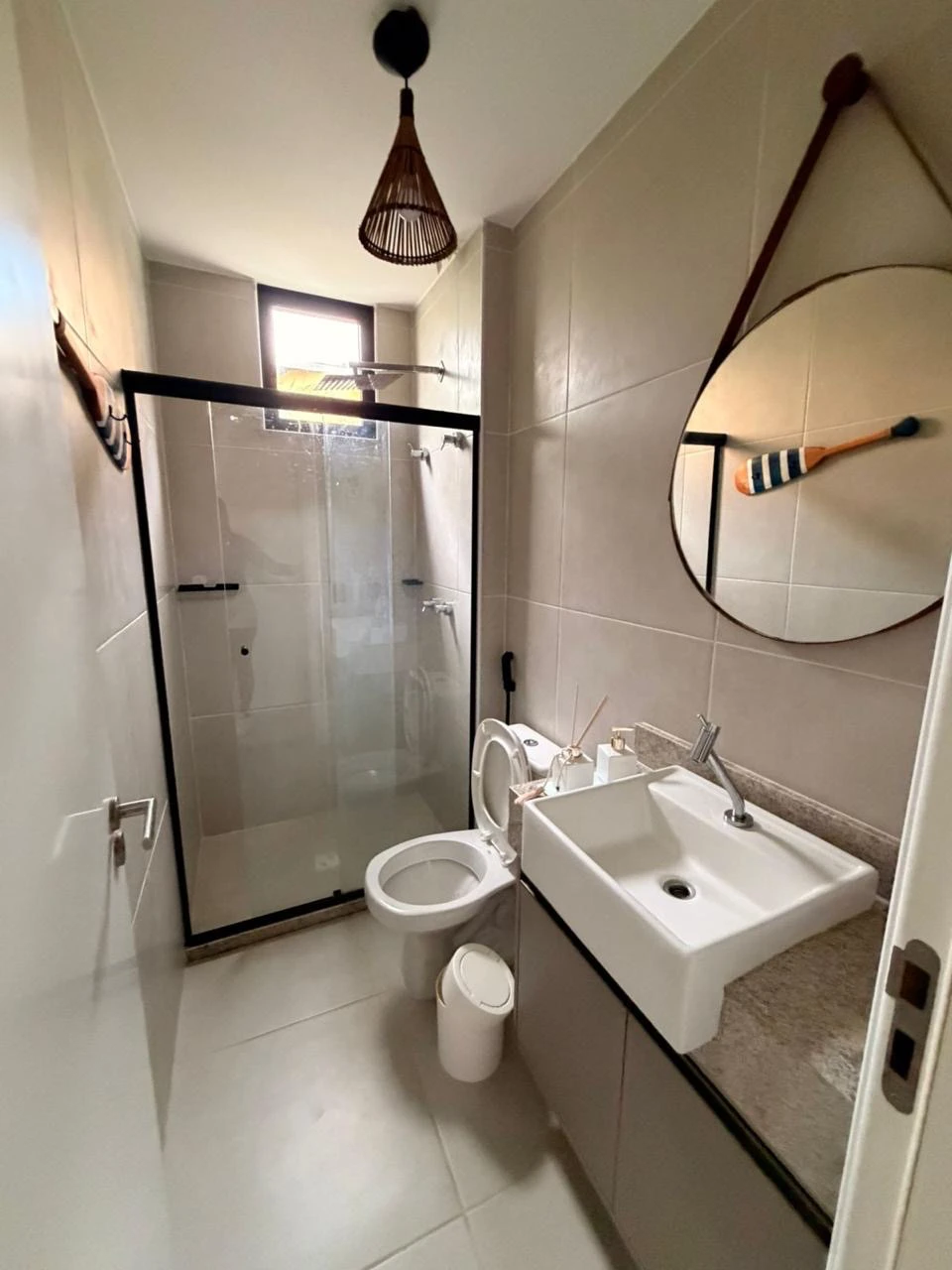 Imagem Casa de Condomínio com 3 Quartos para Alugar, 100 metros em Itacimirim (Monte Gordo) - Camaçari