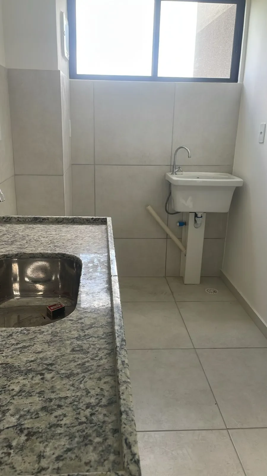 Imagem Apartamento com 2 Quartos à Venda, 45 metros em Caxangá - Recife